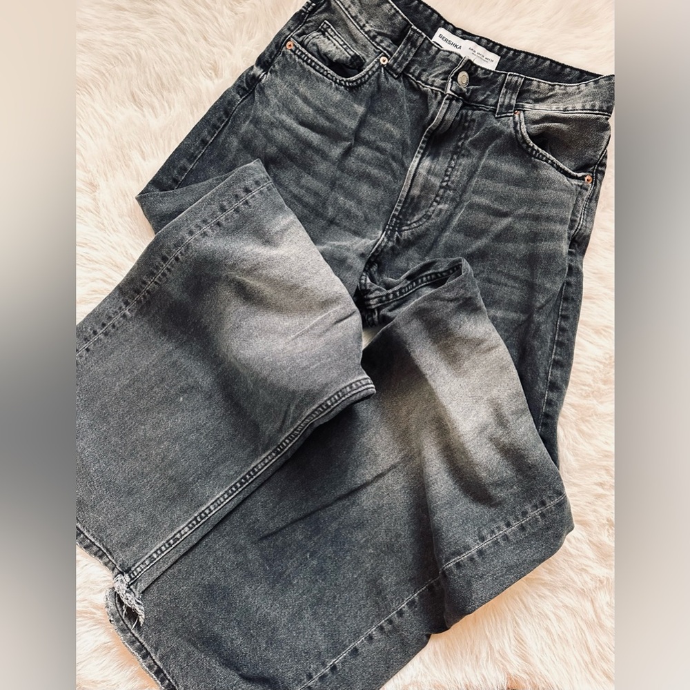 Bershka- Baggy Super Baggy Wide Leg Distressed Black Denim Jeans Mens Size 29